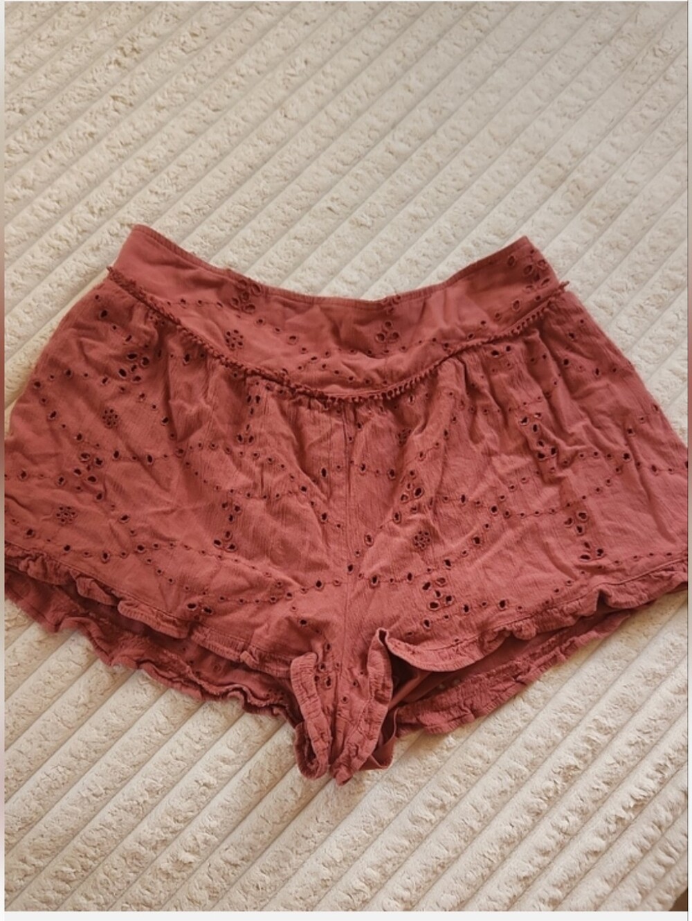 American Eagle Flowy Shorts